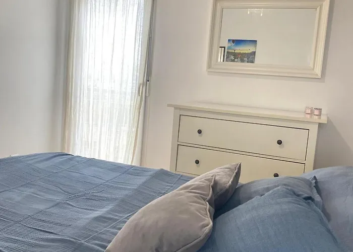 アパート In Boliches